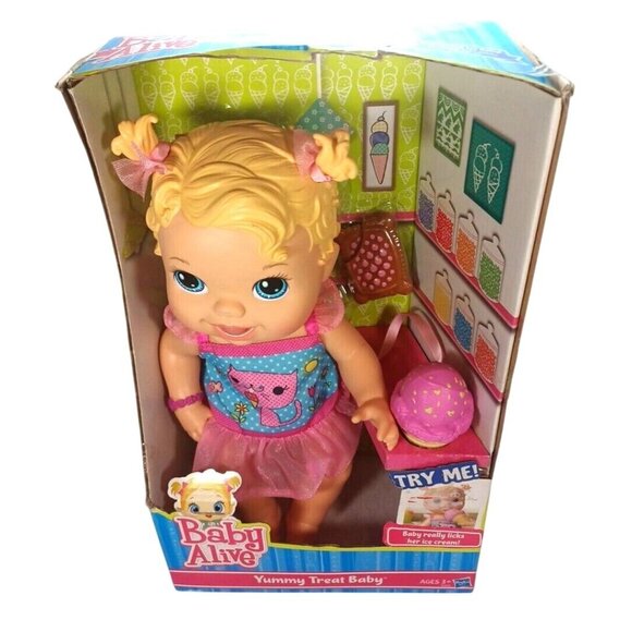 New Baby Alive Yummy Treat Baby Doll Ice Cream Cone 2012 Box Distressing - Picture 13 of 13